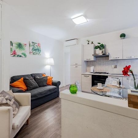 Ponte Vecchio & Boboli Modern Apartment Флоренция Экстерьер фото